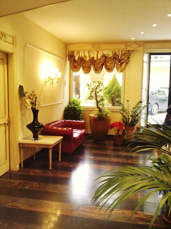 Hotel Quadrifoglio Roma Eur Exterior foto