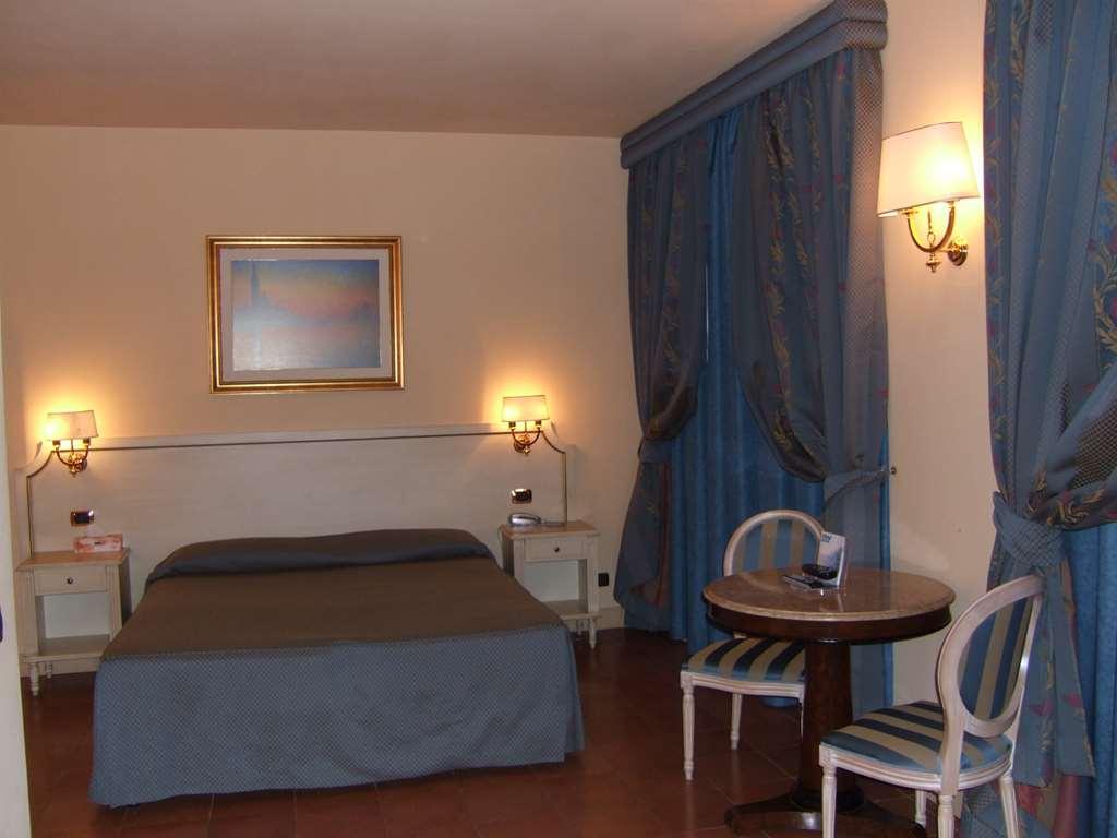 Hotel Quadrifoglio Roma Eur Habitación foto